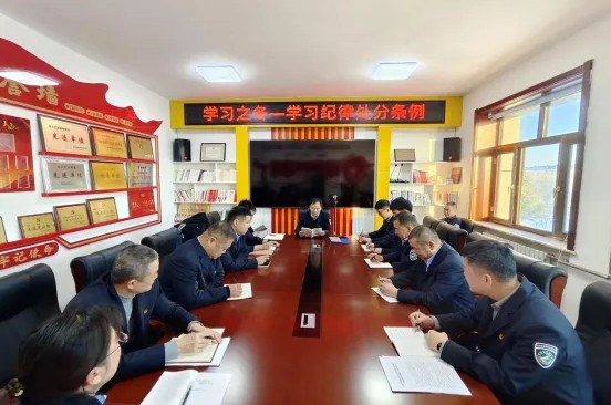 �򲩡�max(�й���)�����ٷ���վ-Unique Platform