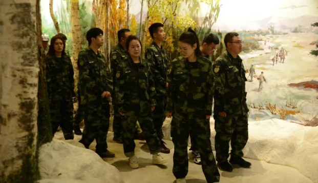 �򲩡�max(�й���)�����ٷ���վ-Unique Platform