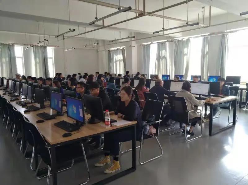 �򲩡�max(�й���)�����ٷ���վ-Unique Platform