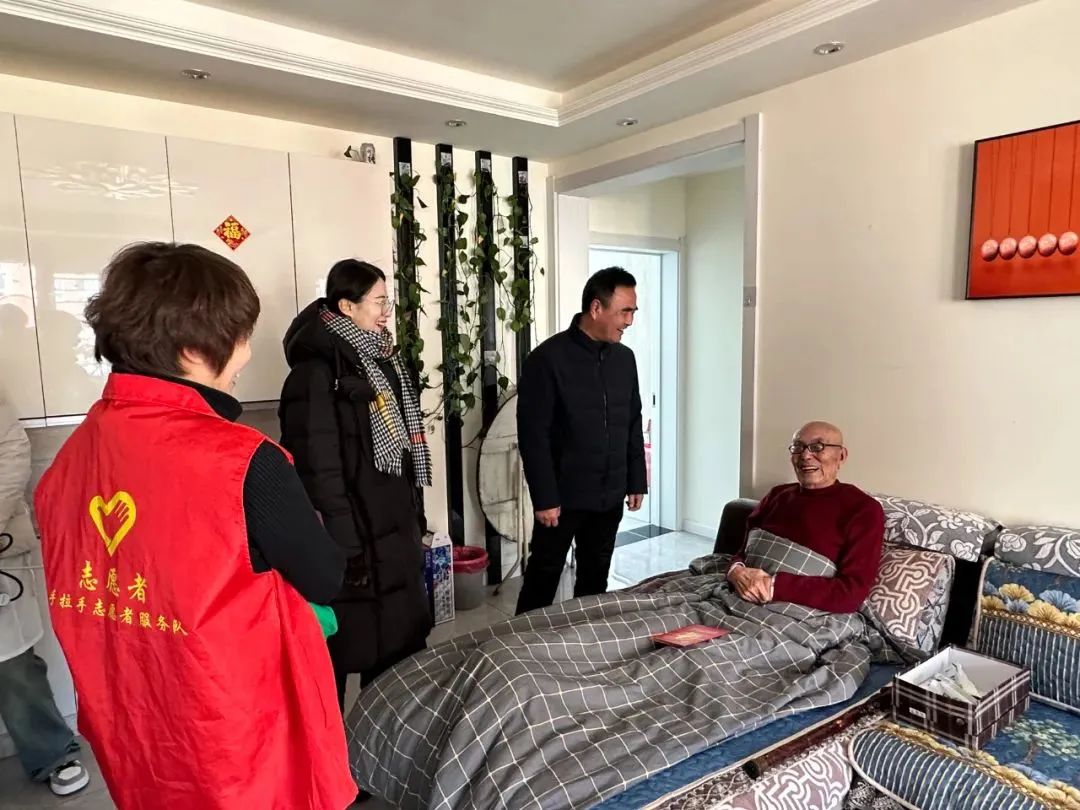 �򲩡�max(�й���)�����ٷ���վ-Unique Platform