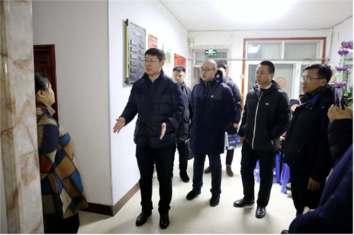 �򲩡�max(�й���)�����ٷ���վ-Unique Platform