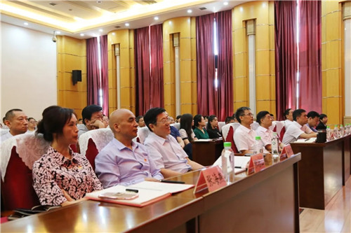 �򲩡�max(�й���)�����ٷ���վ-Unique Platform