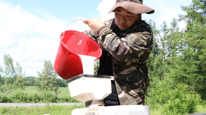 �򲩡�max(�й���)�����ٷ���վ-Unique Platform