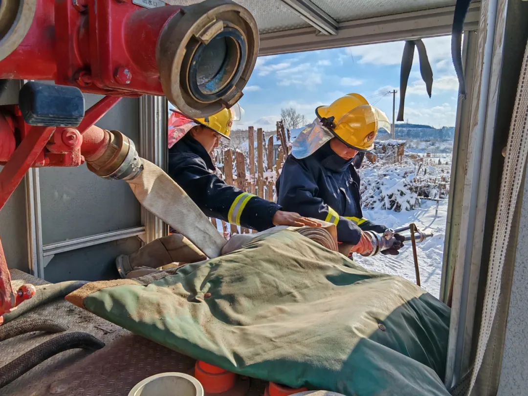 �򲩡�max(�й���)�����ٷ���վ-Unique Platform