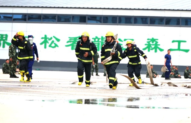 �򲩡�max(�й���)�����ٷ���վ-Unique Platform