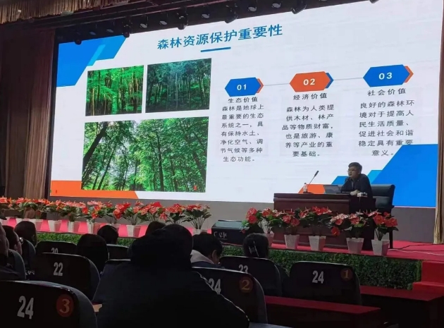 �򲩡�max(�й���)�����ٷ���վ-Unique Platform