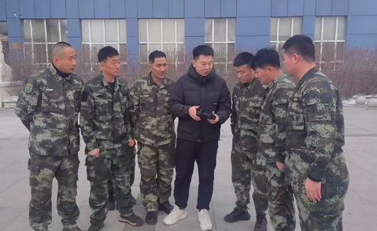 �򲩡�max(�й���)�����ٷ���վ-Unique Platform