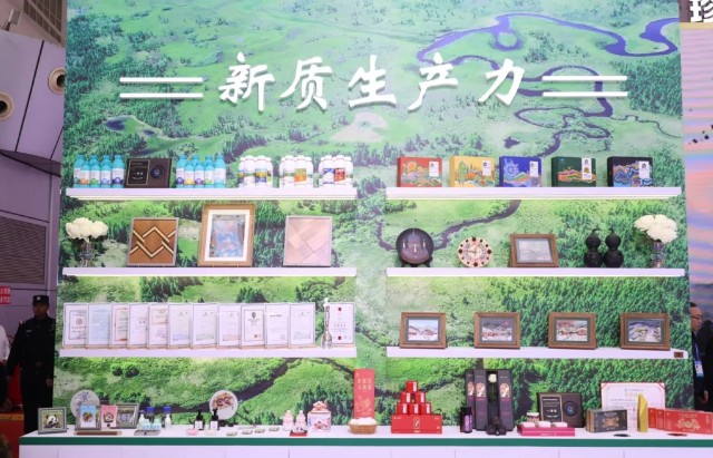 �򲩡�max(�й���)�����ٷ���վ-Unique Platform