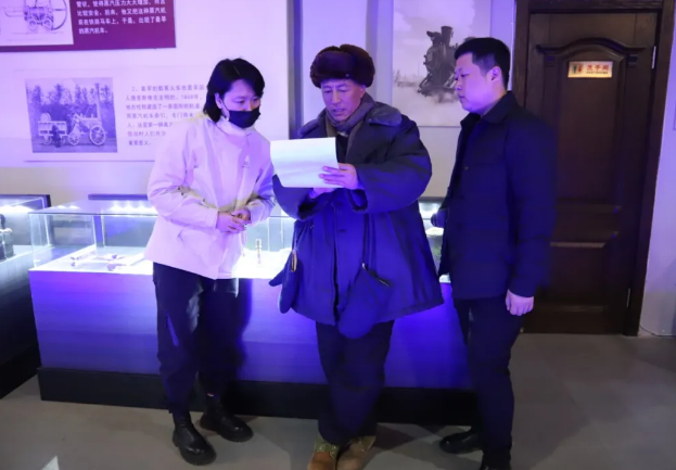 �򲩡�max(�й���)�����ٷ���վ-Unique Platform