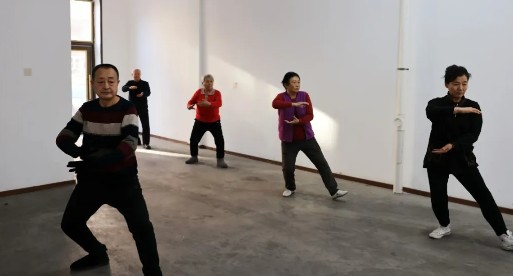 �򲩡�max(�й���)�����ٷ���վ-Unique Platform