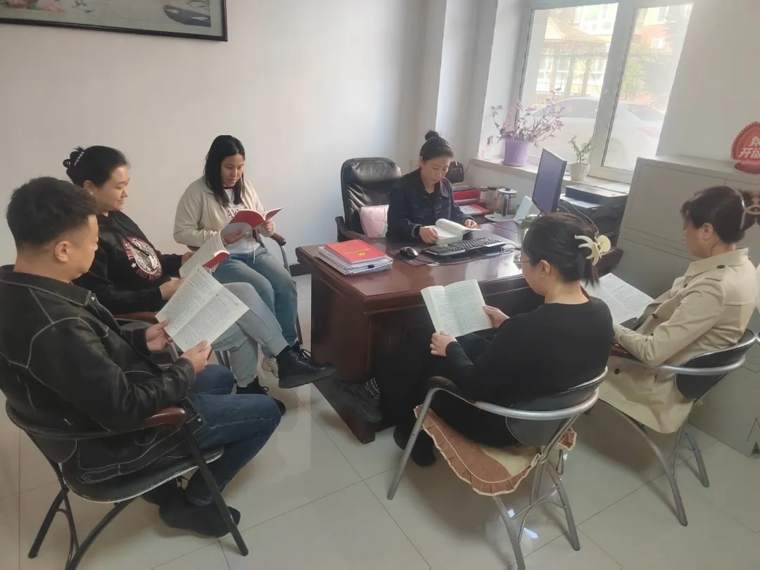 �򲩡�max(�й���)�����ٷ���վ-Unique Platform