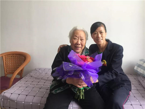 �򲩡�max(�й���)�����ٷ���վ-Unique Platform