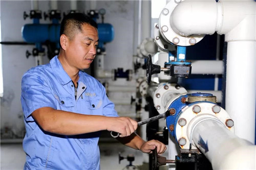 �򲩡�max(�й���)�����ٷ���վ-Unique Platform