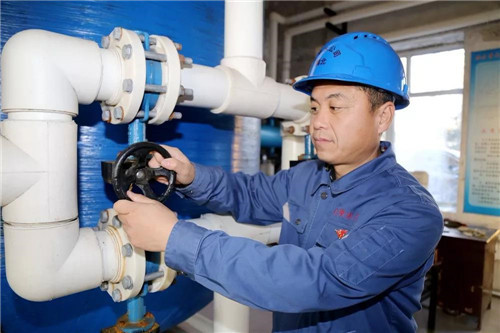 �򲩡�max(�й���)�����ٷ���վ-Unique Platform