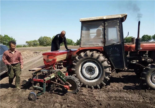 �򲩡�max(�й���)�����ٷ���վ-Unique Platform