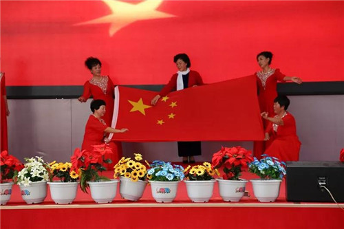 �򲩡�max(�й���)�����ٷ���վ-Unique Platform