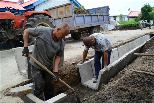 �򲩡�max(�й���)�����ٷ���վ-Unique Platform