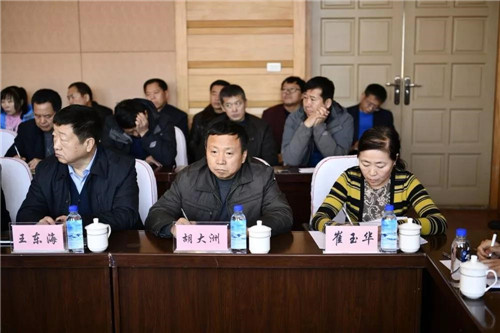 �򲩡�max(�й���)�����ٷ���վ-Unique Platform