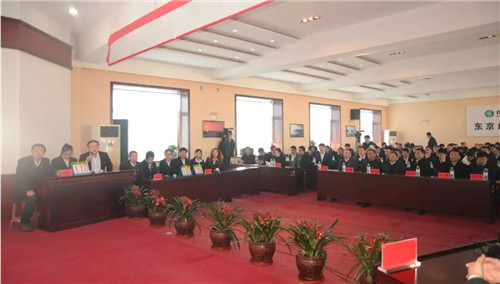 �򲩡�max(�й���)�����ٷ���վ-Unique Platform