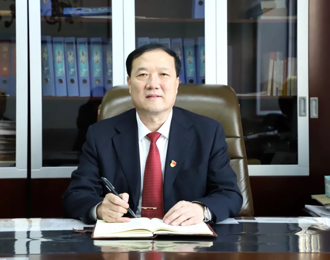 �򲩡�max(�й���)�����ٷ���վ-Unique Platform